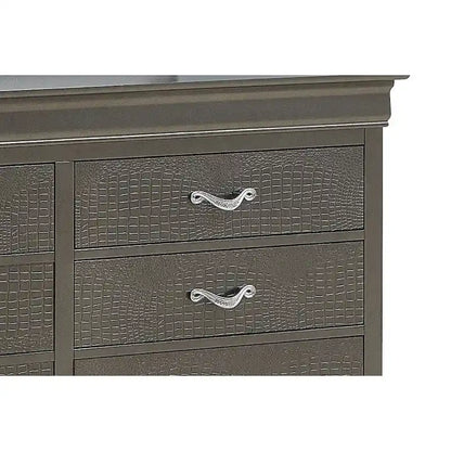 Lorana 6-drawer Dresser
