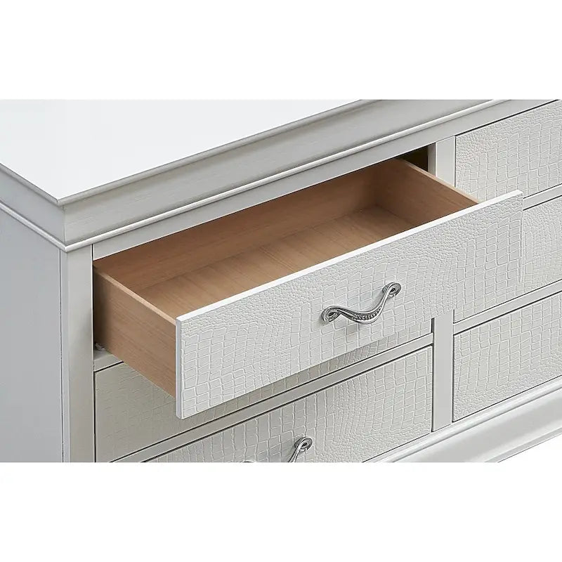 Lorana 6-drawer Dresser