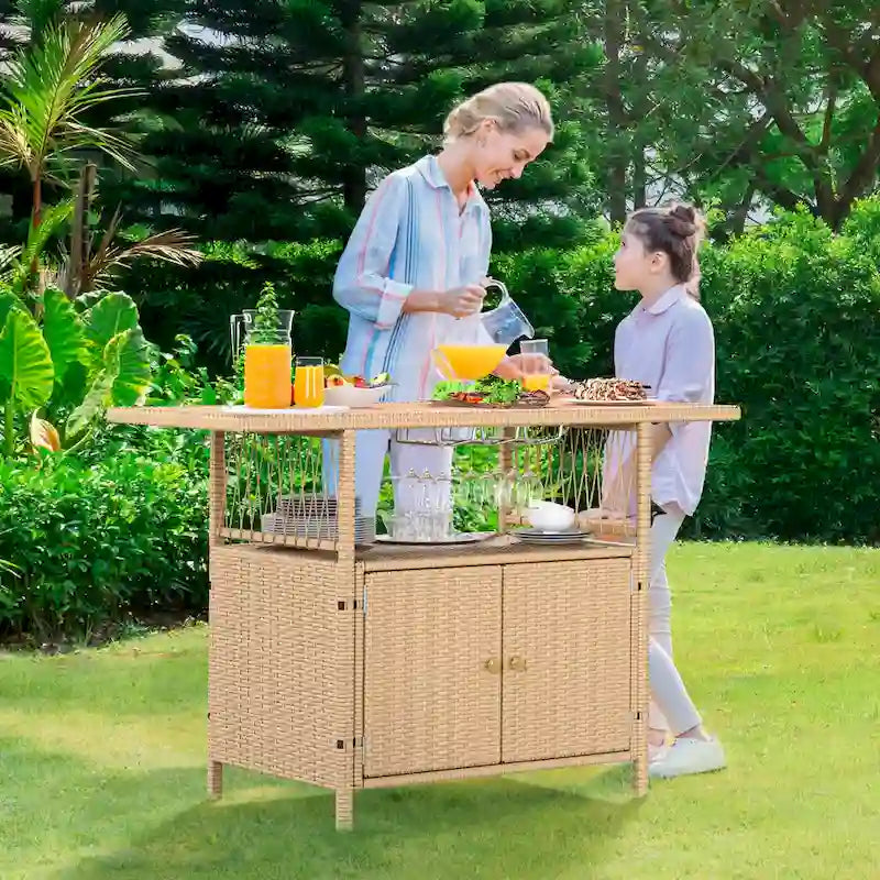 Classic Wood Metal Table